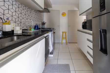 Apartamento à venda com 102m², 3 quartos e 2 vagasCozinha