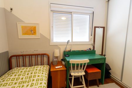 Apartamento à venda com 102m², 3 quartos e 2 vagasQuarto 2