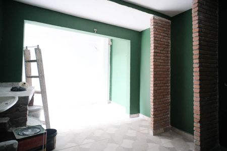 Casa para alugar com 100m², 2 quartos e sem vagaÁrea de Serviço