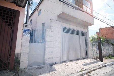 Casa para alugar com 100m², 2 quartos e sem vagaFachada e Placa