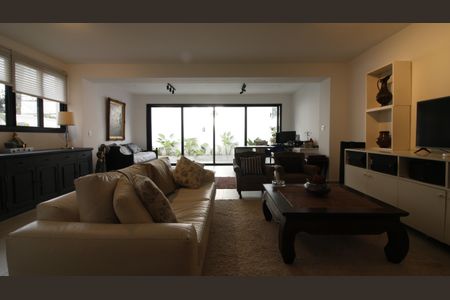 Casa à venda com 360m², 3 quartos e 2 vagasSala 2