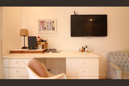 Casa à venda com 360m², 3 quartos e 2 vagasSuíte 2