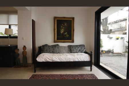 Casa à venda com 360m², 3 quartos e 2 vagasSala 2