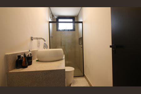 Casa à venda com 360m², 3 quartos e 2 vagasBanheiro da Suíte 3
