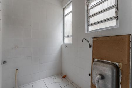 Apartamento à venda com 30m², 1 quarto e sem vaga Apartamento à venda com 30m², 1 quarto e sem vagaCozinha e Área de Serviço