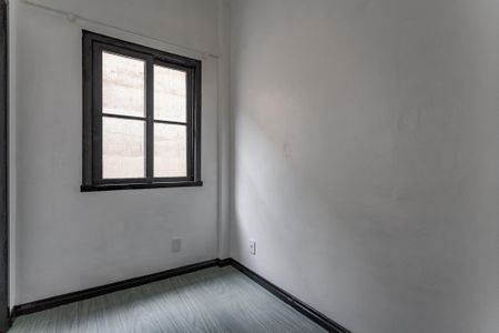 Apartamento à venda com 30m², 1 quarto e sem vaga Apartamento à venda com 30m², 1 quarto e sem vagaSala