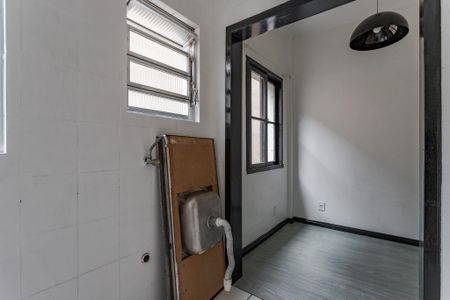 Apartamento à venda com 30m², 1 quarto e sem vaga Apartamento à venda com 30m², 1 quarto e sem vagaCozinha e Área de Serviço