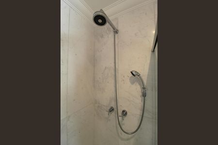 Apartamento à venda com 257m², 4 quartos e 4 vagasBanheiro da Suíte 1