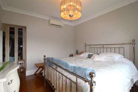 Apartamento à venda com 257m², 4 quartos e 4 vagasQuarto 4 - Suíte