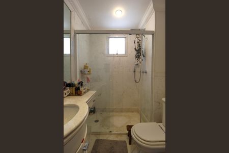 Apartamento à venda com 257m², 4 quartos e 4 vagasBanheiro da Suíte 2