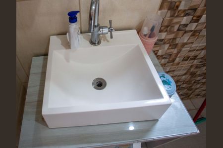 Casa à venda com 118m², 3 quartos e 1 vagaBanheiro 2