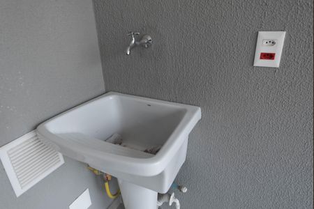 Apartamento à venda com 68m², 2 quartos e 1 vagaÁrea de Serviço