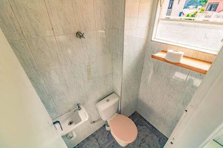 Apartamento à venda com 97m², 2 quartos e 1 vagaBanheiro de Serviço