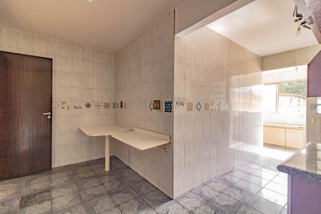 Apartamento à venda com 97m², 2 quartos e 1 vagaCozinha