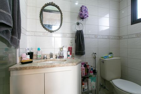 Apartamento à venda com 180m², 4 quartos e 3 vagasBanheiro da Suíte 2