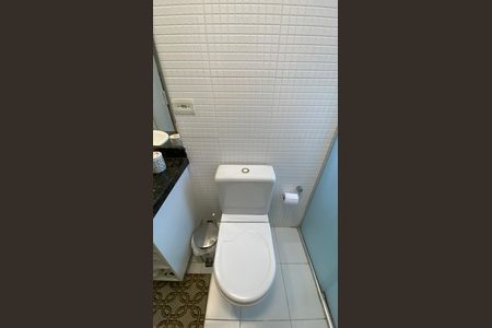 Apartamento à venda com 134m², 3 quartos e 3 vagasBanheiro da Suíte 3