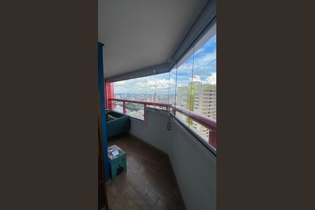 Apartamento à venda com 134m², 3 quartos e 3 vagasVaranda Suíte 2