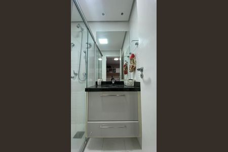 Apartamento à venda com 134m², 3 quartos e 3 vagasBanheiro da Suíte 2