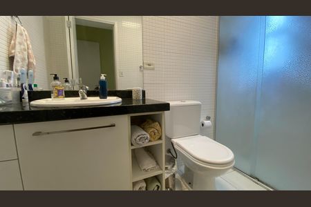 Apartamento à venda com 134m², 3 quartos e 3 vagasBanheiro da Suíte 3