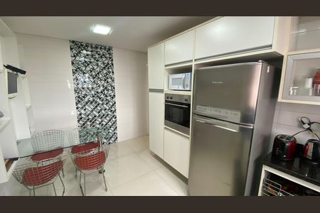 Apartamento à venda com 134m², 3 quartos e 3 vagasCozinha