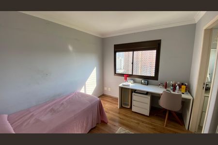 Apartamento à venda com 182m², 4 quartos e 3 vagasSuite 2