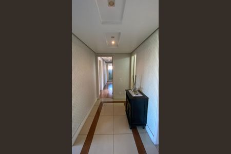 Apartamento à venda com 182m², 4 quartos e 3 vagasCorredor