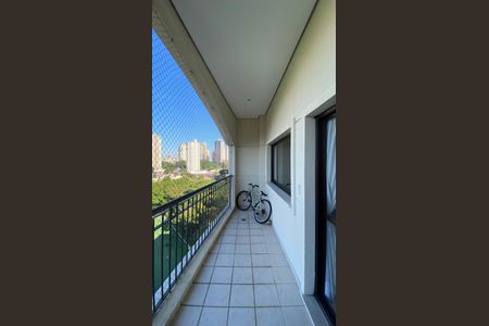 Apartamento à venda com 182m², 4 quartos e 3 vagasSala - Sala de Jantar Varanda