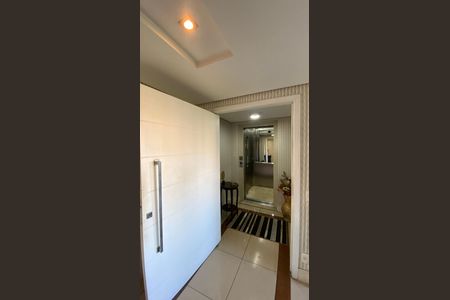 Apartamento à venda com 182m², 4 quartos e 3 vagasSala - Hall
