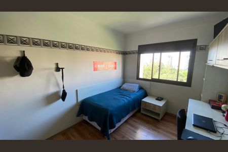 Apartamento à venda com 182m², 4 quartos e 3 vagasQuarto 2