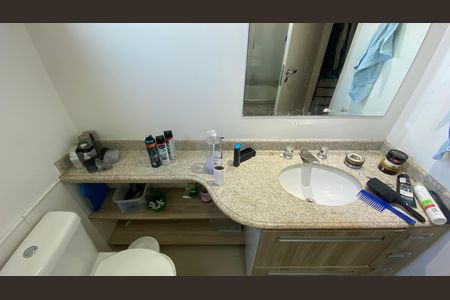 Apartamento à venda com 182m², 4 quartos e 3 vagasBanheiro da Suíte 1