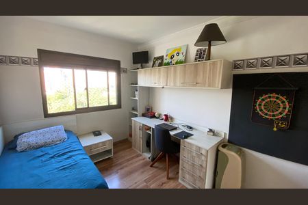 Apartamento à venda com 182m², 4 quartos e 3 vagasQuarto 2