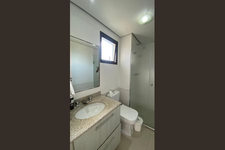 Apartamento à venda com 182m², 4 quartos e 3 vagasBanheiro da Suíte 2