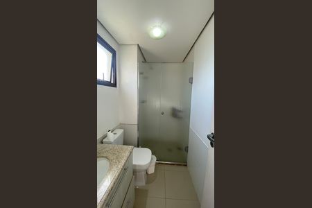 Apartamento à venda com 182m², 4 quartos e 3 vagasBanheiro da Suíte 2