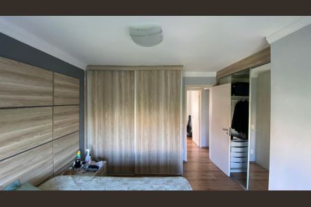 Apartamento à venda com 182m², 4 quartos e 3 vagasSuite 1