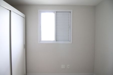 Apartamento à venda com 62m², 3 quartos e 1 vaga Apartamento à venda com 62m², 3 quartos e 1 vagaQuarto 2