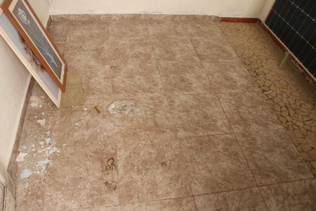 Casa à venda com 55m², 2 quartos e 1 vagaÁrea de Serviço