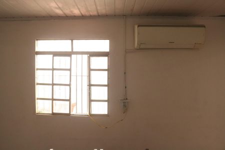 Casa à venda com 55m², 2 quartos e 1 vagaSala