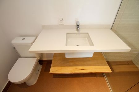 Studio para alugar com 45m², 1 quarto e sem vaga Studio para alugar com 45m², 1 quarto e sem vagaBanheiro da Suíte