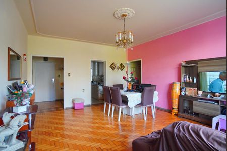 Apartamento para alugar com 128m², 3 quartos e 1 vagaSala