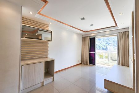 Apartamento à venda com 80m², 2 quartos e 2 vagas Apartamento à venda com 80m², 2 quartos e 2 vagasSala