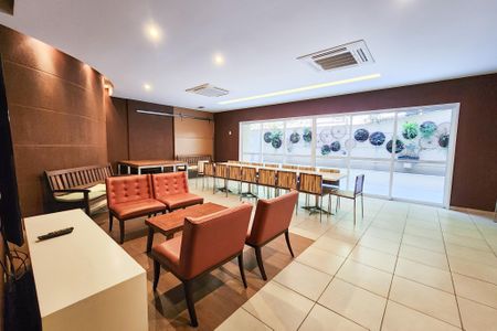 Apartamento à venda com 80m², 2 quartos e 2 vagas Apartamento à venda com 80m², 2 quartos e 2 vagasÁrea Comum - Salão Gourmet