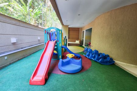 Apartamento à venda com 80m², 2 quartos e 2 vagas Apartamento à venda com 80m², 2 quartos e 2 vagasÁrea comum - Playground