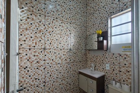 Casa para alugar com 102m², 2 quartos e 2 vagas Casa para alugar com 102m², 2 quartos e 2 vagasBanheiro da Suíte 2
