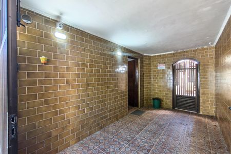 Garagem  de casa para alugar com 2 quartos, 102m² em Jardim Imperador, Praia Grande