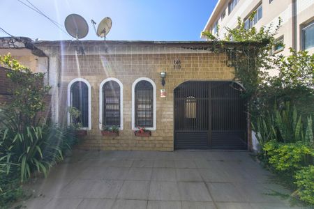Casa para alugar com 102m², 2 quartos e 2 vagas Casa para alugar com 102m², 2 quartos e 2 vagasQuintal