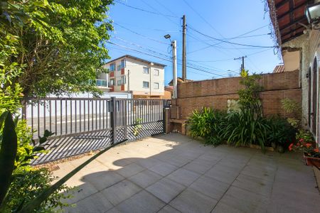 Casa para alugar com 102m², 2 quartos e 2 vagas Casa para alugar com 102m², 2 quartos e 2 vagasQuintal