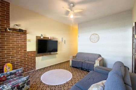 Casa para alugar com 102m², 2 quartos e 2 vagas Casa para alugar com 102m², 2 quartos e 2 vagasSala