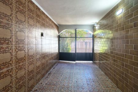 Casa para alugar com 102m², 2 quartos e 2 vagas Casa para alugar com 102m², 2 quartos e 2 vagasGaragem