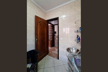 Casa à venda com 350m², 3 quartos e 4 vagas Casa à venda com 350m², 3 quartos e 4 vagasBanheiro