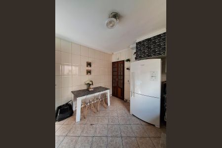 Casa à venda com 350m², 3 quartos e 4 vagas Casa à venda com 350m², 3 quartos e 4 vagasCozinha